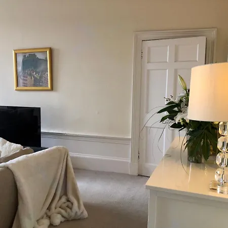 Beautiful Georgian New Town Flat شقة إدنبرة
