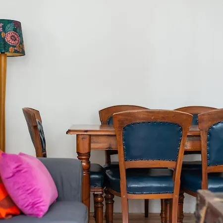 Lovely 3bd On The Royal Mile Edinburgh