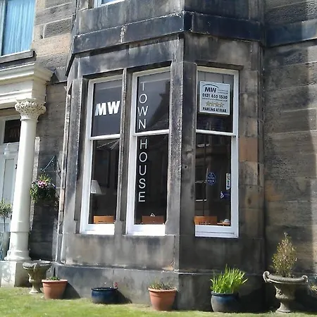 Mw Townhouse Guest house 4*