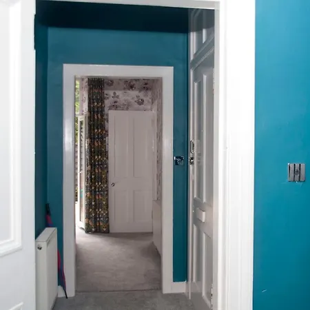 Centre Escape With Private Garden Appartement Edinburgh