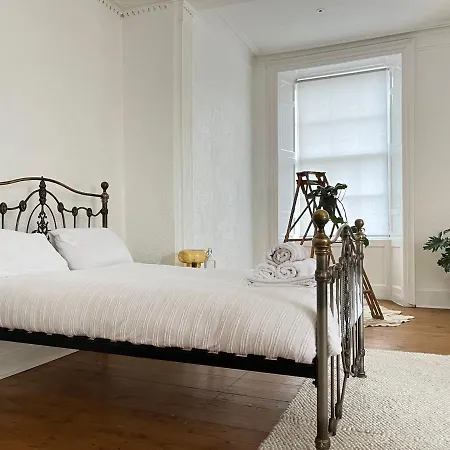 Apartamento Three Bedroom Central Flat In - Leith