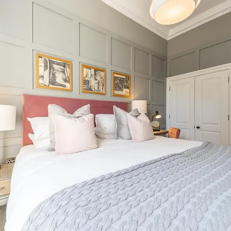 No1 - George Iv Bridge *