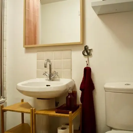 Cozy 1 Bedroom Near The Centre Holiday home *