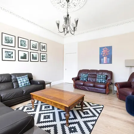 Joivy Family Flat Near Leith Apartmán