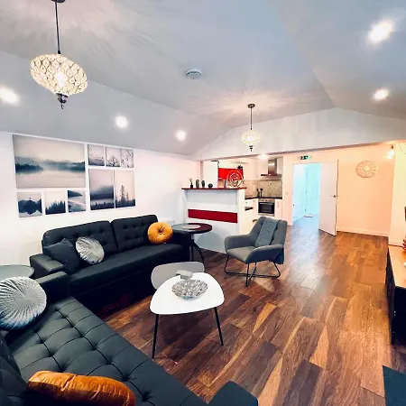 Ferienhaus Pass The Keys Stunning 4bed House With Private Sauna In Centre *