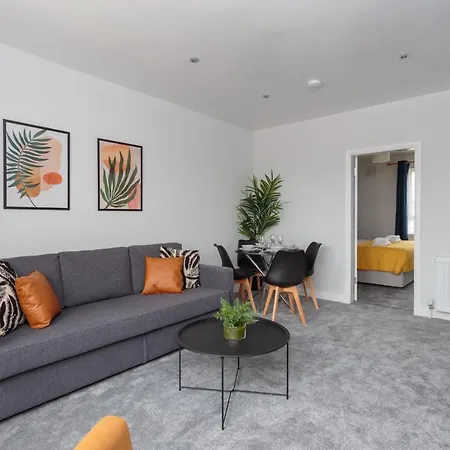 Lovely 2-bed Upper In Kirkliston Edi Airport *