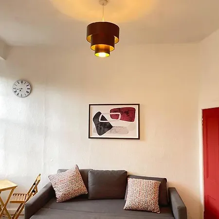 Apartment Flat West Toll Cross *