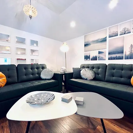 Pass The Keys Stunning 4bed House With Private Sauna In Centre *