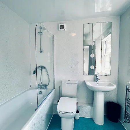 Pass The Keys Stunning 4bed House With Private Sauna In Centre *