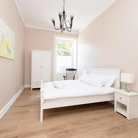Joivy Family Flat Near Leith Apartmán