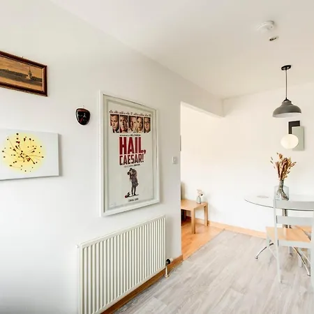 Guestready - Spacious Apt Near The City Centre Edinburgh