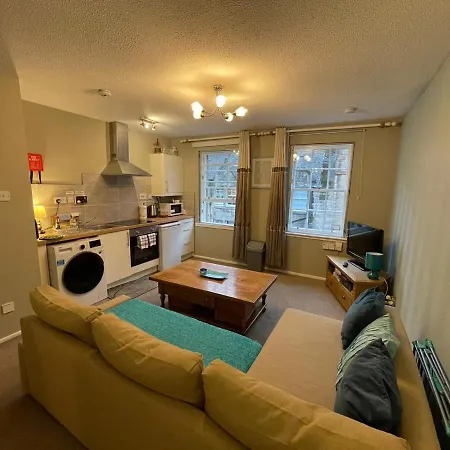 One Bedroom Websters Land Flat - Grassmarket Apartment *