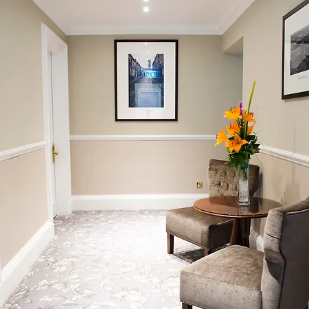 Отель The Bonham