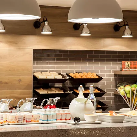 Ibis Centre South Bridge - Royal Mile 3*