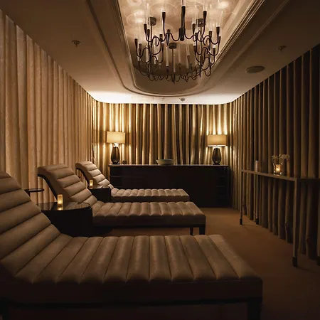 The Caledonian Edinburgh, Curio Collection By Hilton