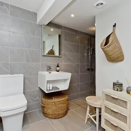 Free Parking West End Εδιμβούργο