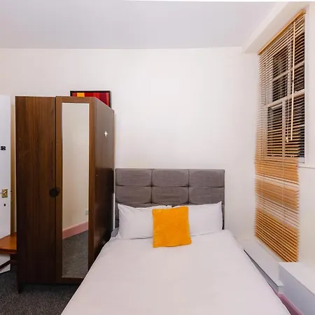 Super Central 4 Bedrooms By Calton Hill Apartmán