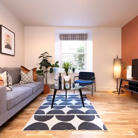 Joivy Modern Flats In New Town Apartment *