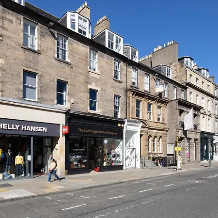 Joivy Inviting Flat At The Heart Of Apartment *