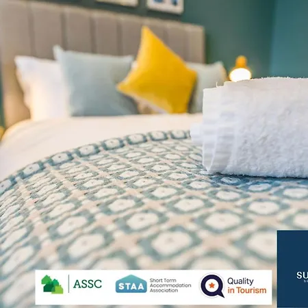2 Bed Grassmarket By Sunrise Short Lets דירה אדינבורו