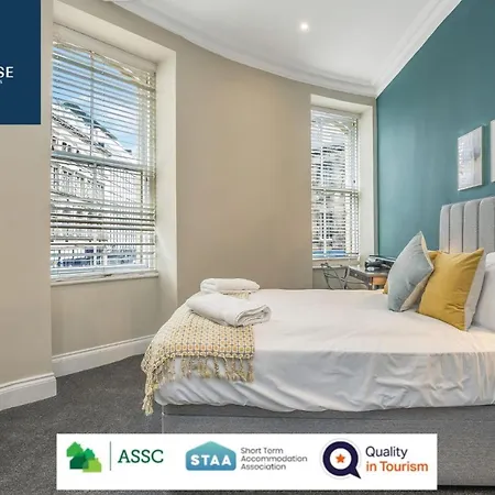 2 Bed Grassmarket By Sunrise Short Lets