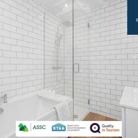 דירה 2 Bed Grassmarket By Sunrise Short Lets אדינבורו