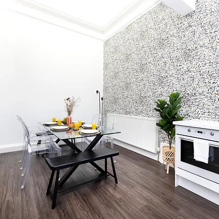 דירה Joivy Delightful Flat With Parking