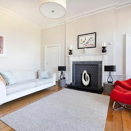 Joivy Contemporary Flat In The New Town Apartamento *