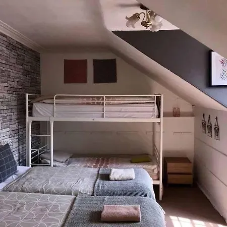 Hostel The Kingsview Townhouse - Boutique