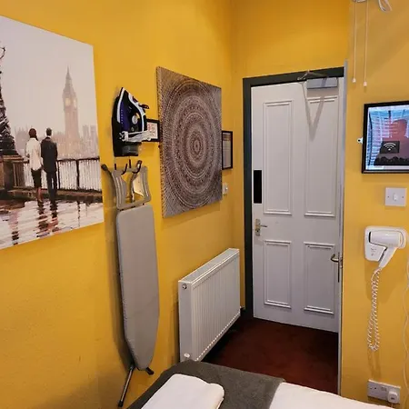 بيت ضيافة The - No 8 إدنبرة