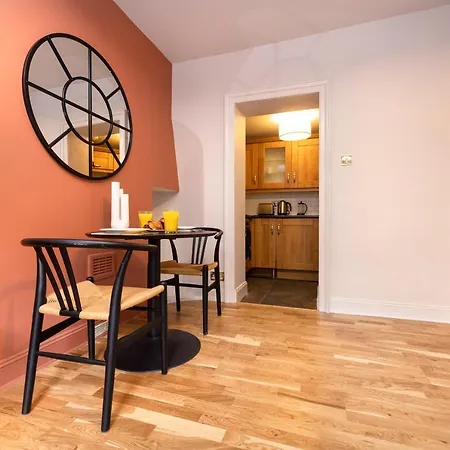 Joivy Modern Flats In New Town Apartment Edinburgh