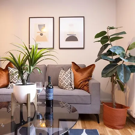 Joivy Modern Flats In New Town Apartment Edinburgh