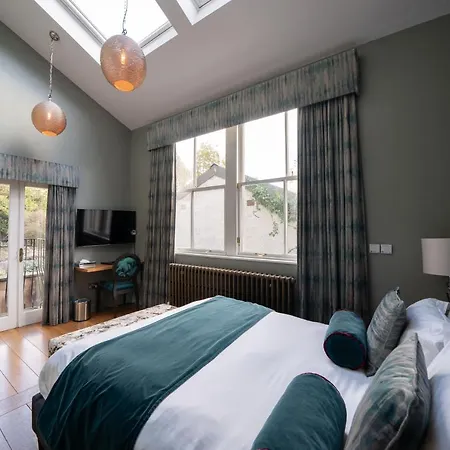 No11 Boutique & Brasserie Hotel 4*