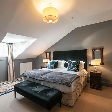 No11 Boutique & Brasserie Hotell Edinburg