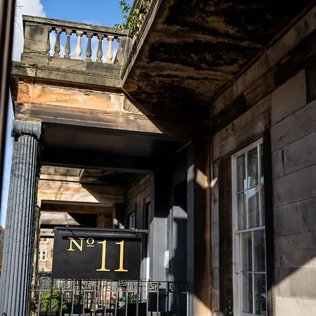 No11 Boutique & Brasserie Hotell 4*