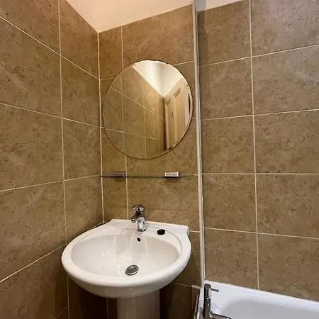 Bright 3 Bedroom