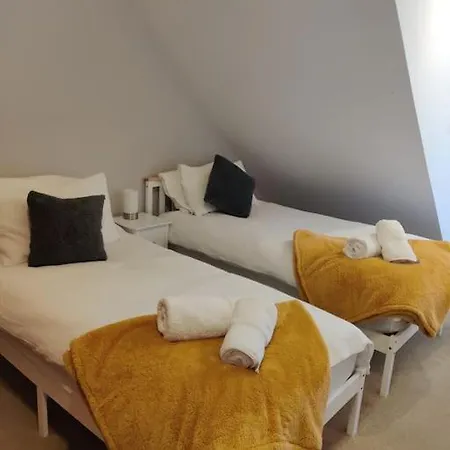 Апартаменты West End & Eicc With Parking Эдинбург