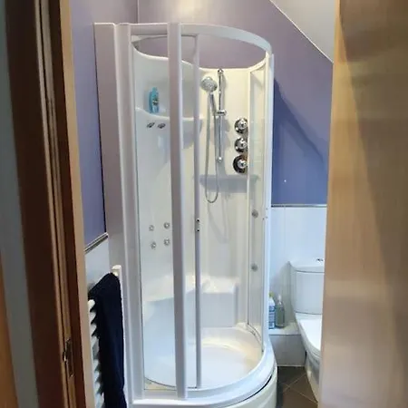 Апартаменты West End & Eicc With Parking