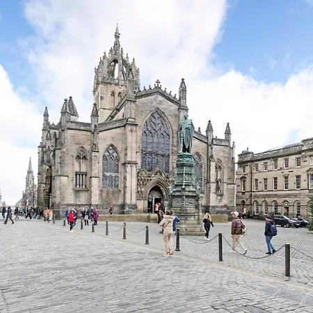 Apartment Joivy 1 Bed Flat In Old Town, Next To St Giles Cathedral *