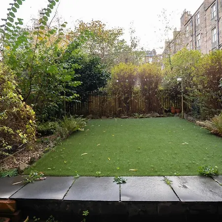 Special Basement Close To The Meadows Appartamento Edimburgo