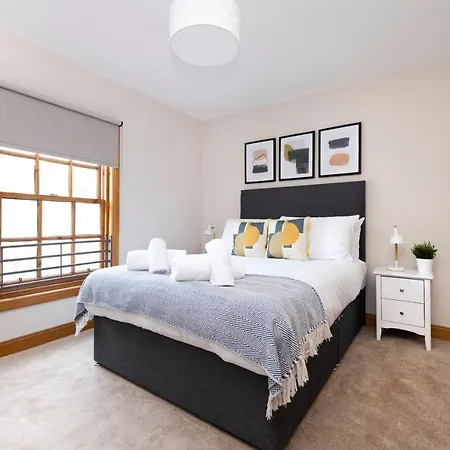 Apartmán Joivy Bright And Cosy Flat Near The Scotland Gallery Edinburgh