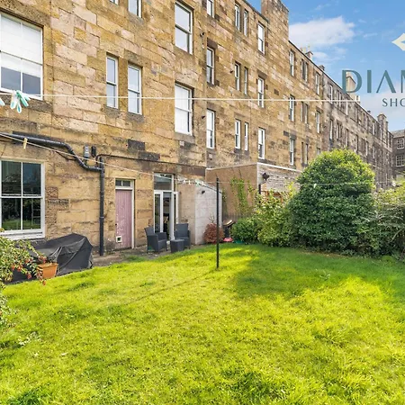 Spacious 1 Bed Ground Floor With Garden