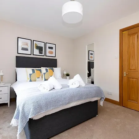 Joivy Bright And Cosy Flat Near The Scotland Gallery Apartmán