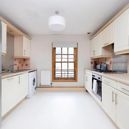 Joivy Bright And Cosy Flat Near The Scotland Gallery Apartmán *