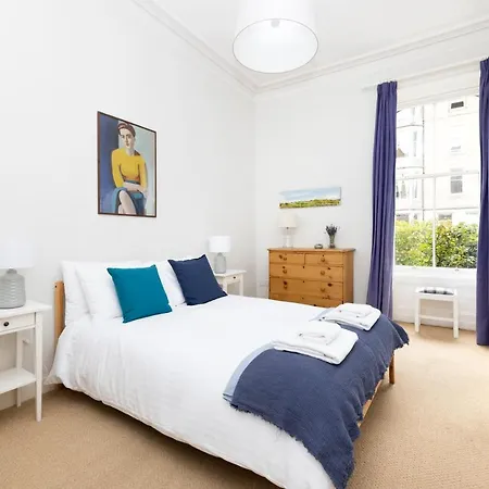 Joivy 3-bed Meadows Flat Near Castle Edinburgh
