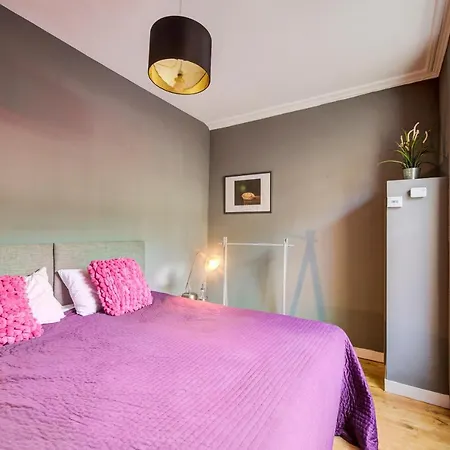 Broughton Place - Beautiful New Town Garden Flat * Edinburgh