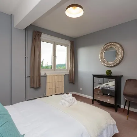 Spacious 3db -15 Minutes From Centre * Edinburgh