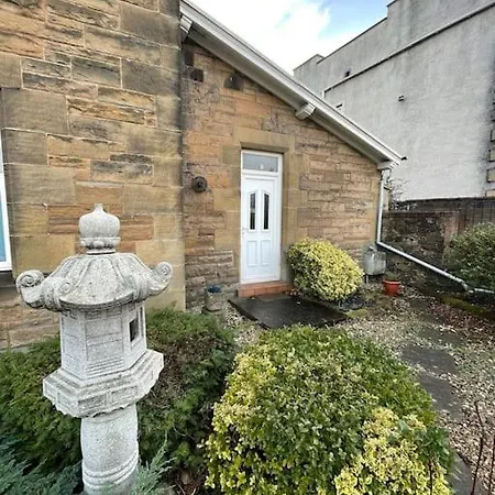 Cosy & Bright Semi-detached House Apartament Edynburg