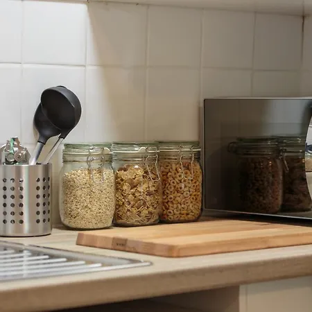 Apartment Cozy 1b Groundfloor - 8 Minute From Centre