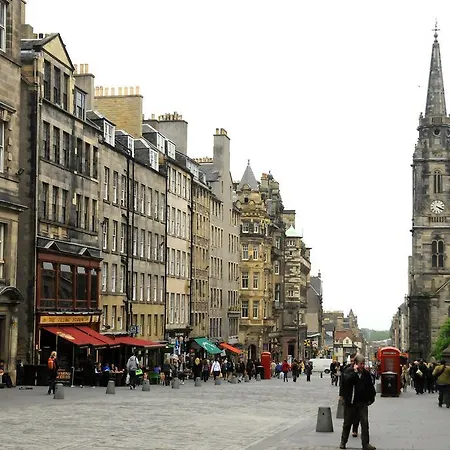 - Royal Mile Apartment Edinburgh